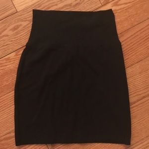 Aritzia TNA Bodycon Skirt
